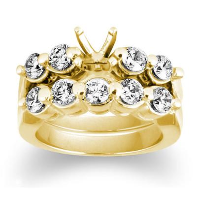 Diamond Bridal Set in Yellow Gold
