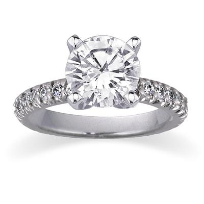 Diamond Engagement Ring in White gold