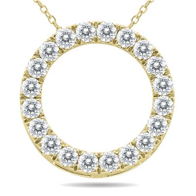 1 1/2 Carat TW Diamond Circle Pendant in 10K Yellow Gold