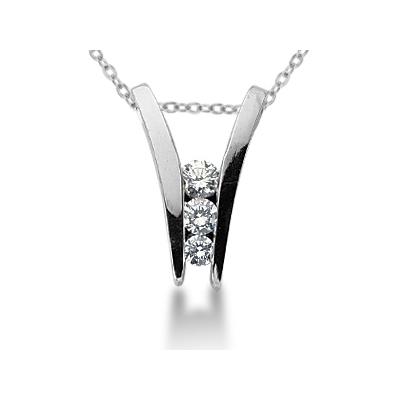 0.32CTW Diamond Three Stone Ladder Pendant in Platinum