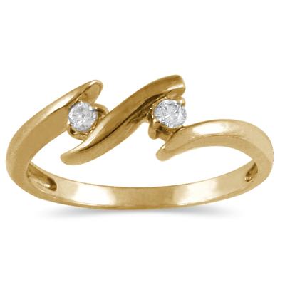 1/10 Carat Diamond Ring in 14K Yellow Gold
