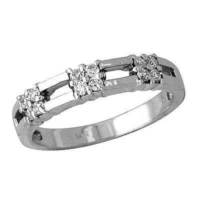 Diamond Flower Ring in 14kt White Gold