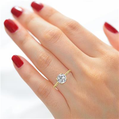 Lab Grown 2 Carat Diamond Solitaire Ring in 14K Yellow Gold